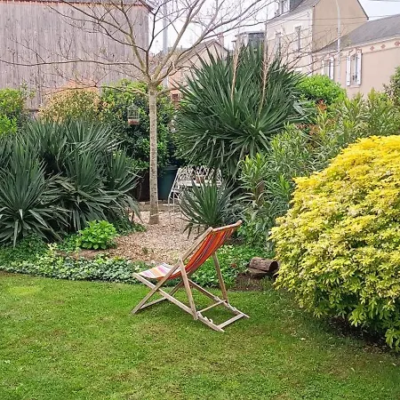 Agreables D'hotes Pres Du Centre Avec Jardin